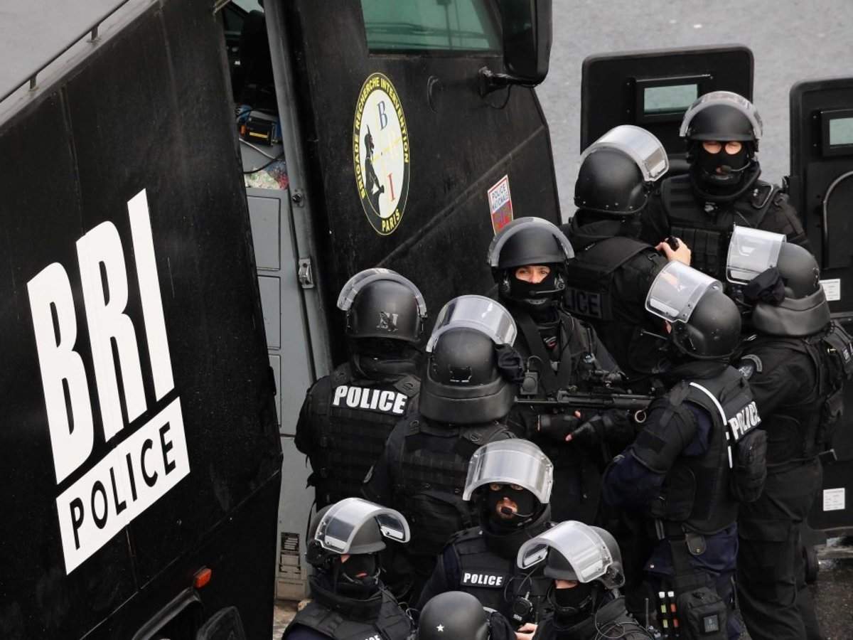 France unveils plan to bolster elite police forces