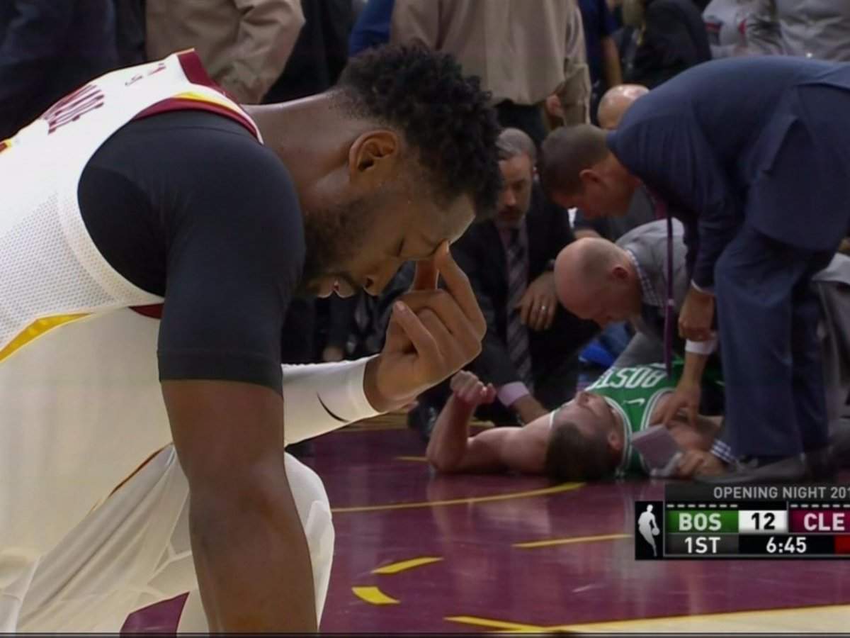 Gordon Hayward suffered a dreadful injury less than 6 minutes into
