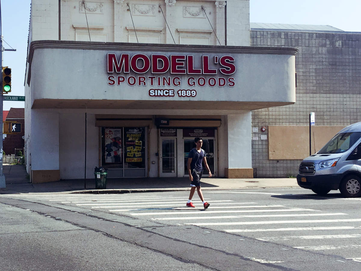 Modell's Sporting Goods files for bankruptcy, will close all stores
