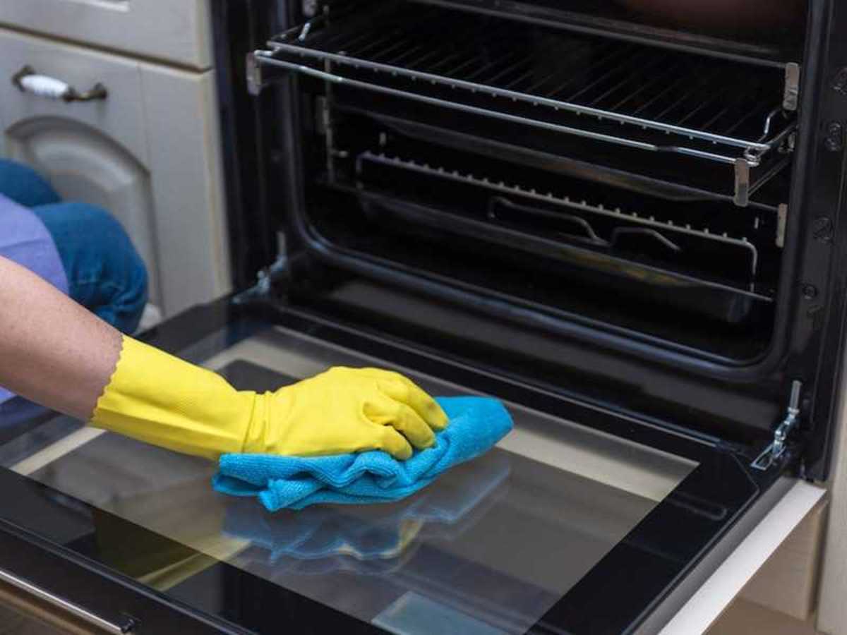 How to clean an oven inside out - WD40 India