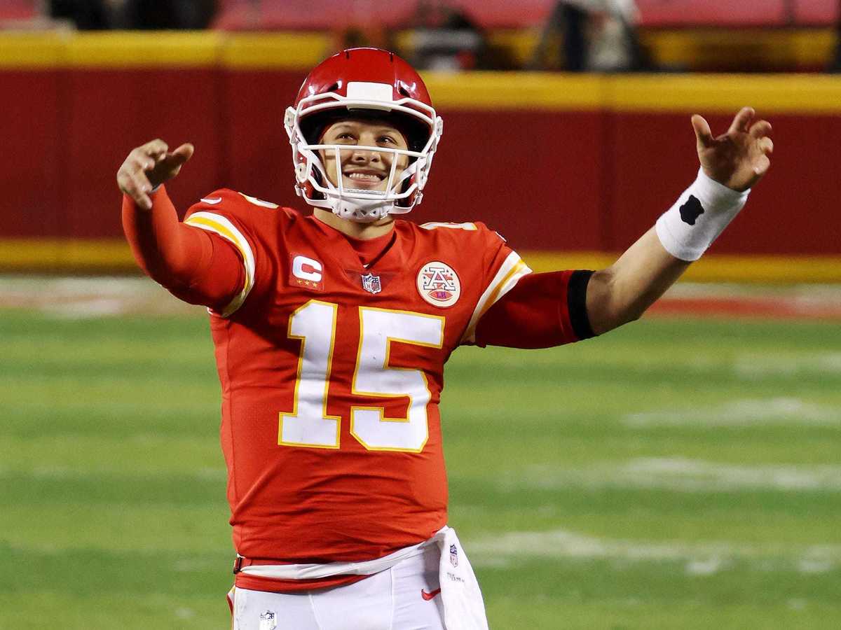 Patrick Mahomes revealed wise reason for complimenting pass