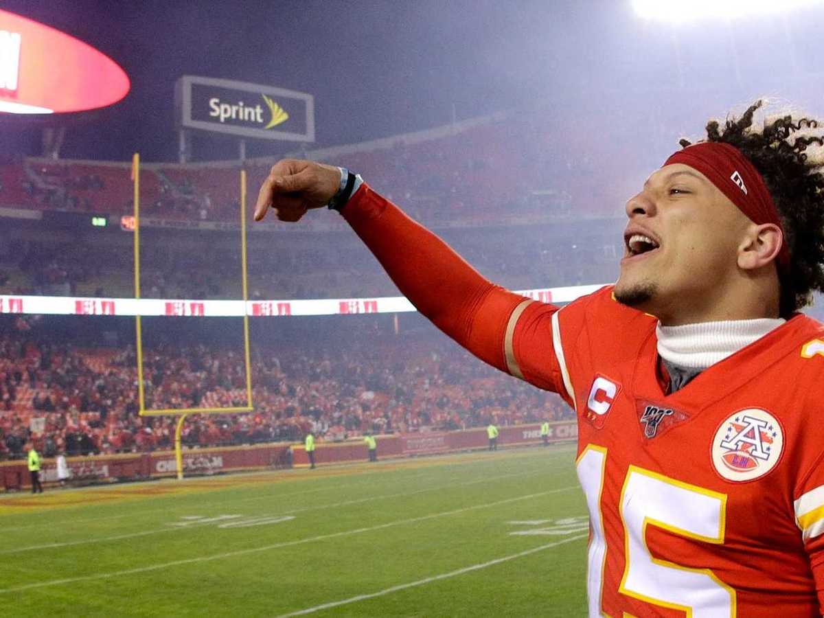 Patrick Mahomes Serves as Face of NFL ALL DAY with Free 2022 Season NFT