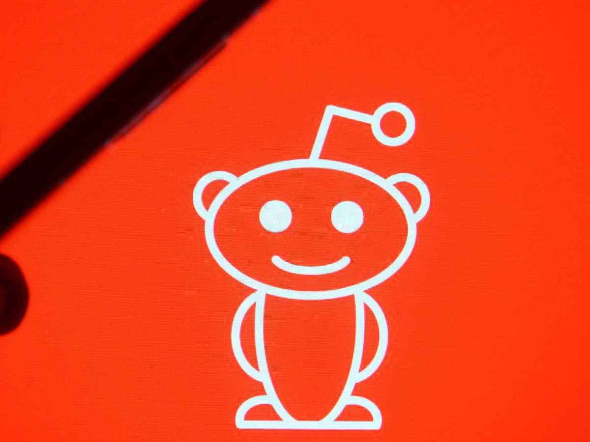 Reddit banned the NBAStreams subreddit and the NBA community is upset