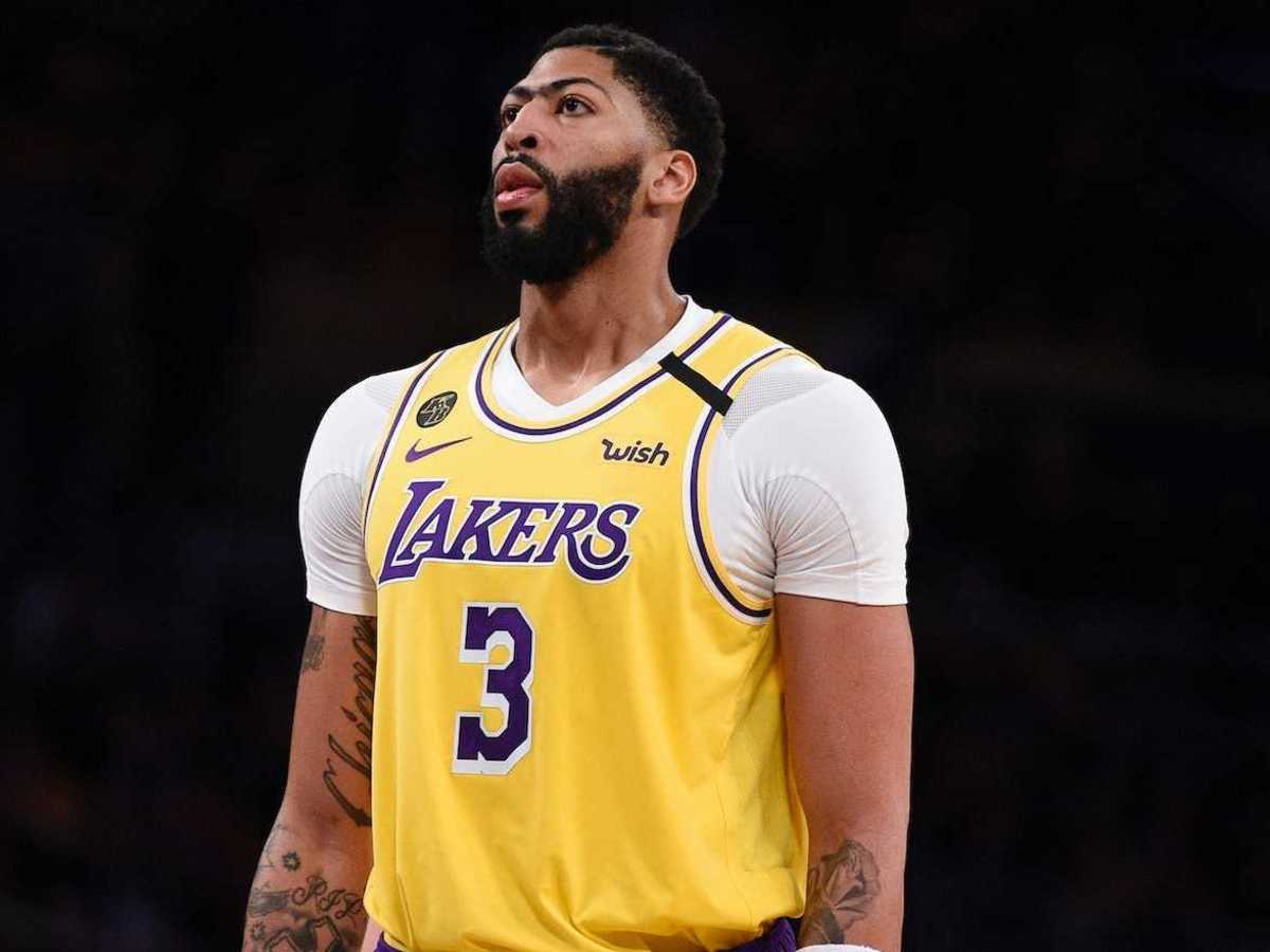 NBA Notebook: Could Lakers trade Anthony Davis to recoup draft picks?