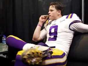 joe burrow lsu championship celebration in locker room obj｜TikTok