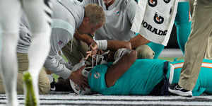 Tua Tagovailoa injury update: Dolphins QB leaves hospital, enters  concussion protocol after hit vs. Bengals