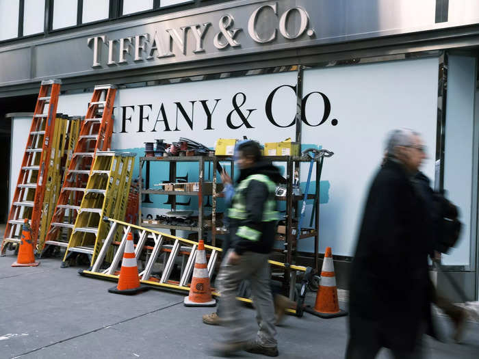 LVMH's Alexandre Arnault, Gal Gadot Unveil Tiffany's Revamped Flagship