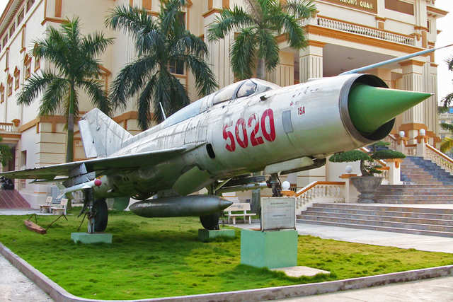 In 1963, when the DPRK began building its fleet, the MiG 21 was a total ...