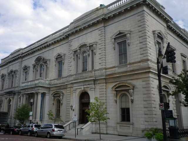 Johns Hopkins University — George Peabody Library 