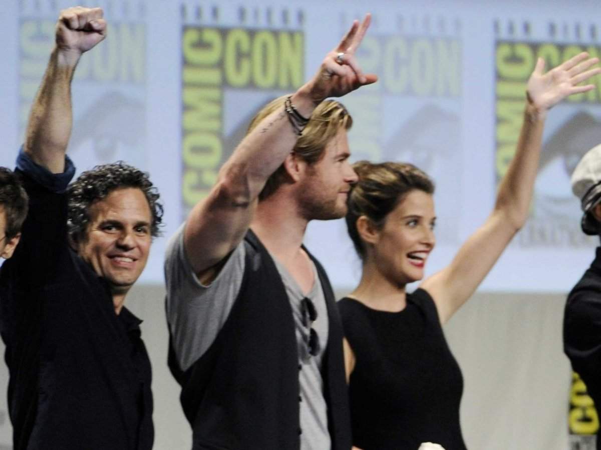 Watch The Avengers Age Of Ultron Comic Con Panel Business Insider India