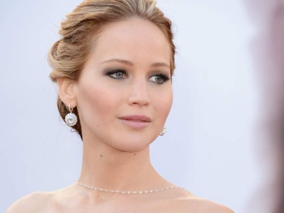 New Nude Photos Of Jennifer Lawrence Appear On Reddit After Another Round  Of Hacking | Business Insider India