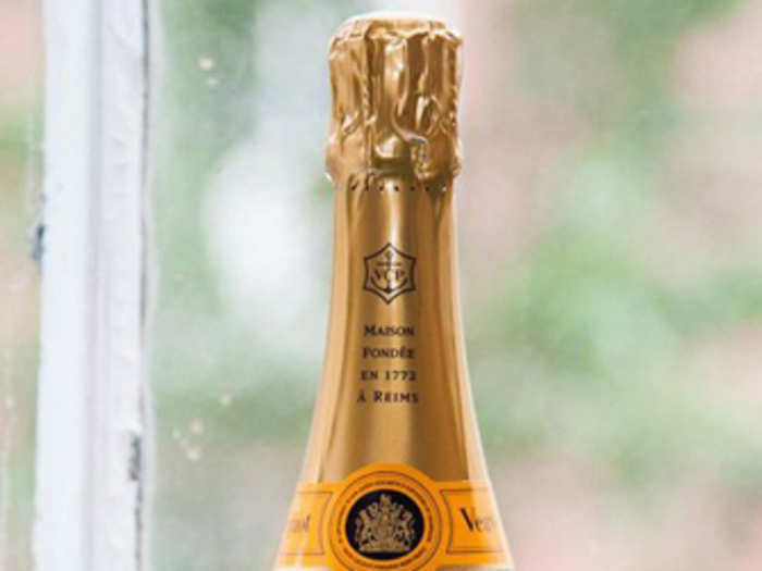 Veuve Clicquot Rose Vintage - Haskells