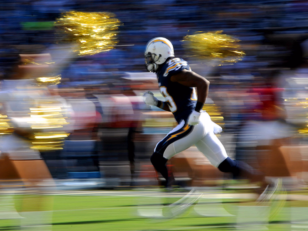 Imagine If Dodge Got The Naming Rights Of LA NFL Teams: Dodge Rams & Dodge  Chargers? - Daily Snark