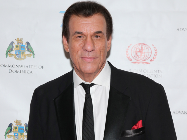 Robert Davi hair