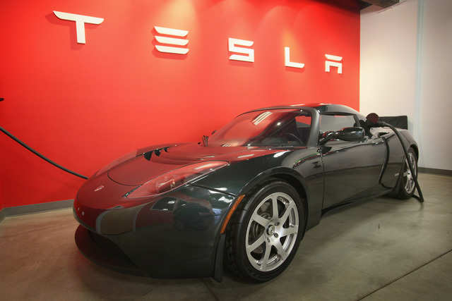 Tesla roadster 2006