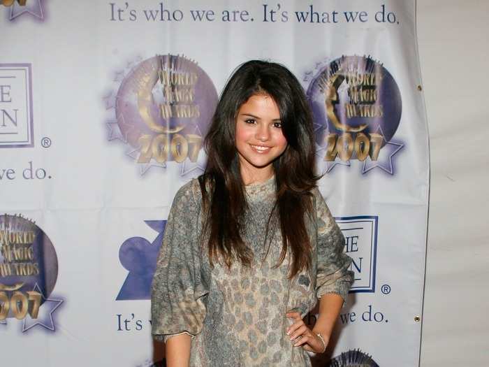 Selena Gomez Clothes and Outfits, Page 26