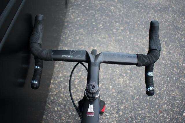 pro stealth evo compact carbon handlebar