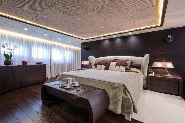 It Has Six Cabins That Can Fit 14 Guests The Main Bedroom
