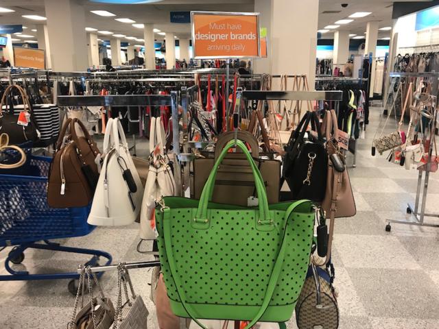 We shopped at Ross Stores and TJ Maxx to see which was a better store - and  the winner was clear | Business Insider India