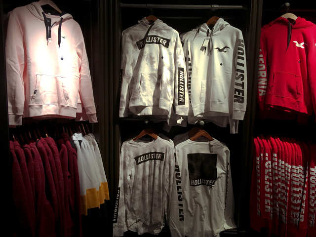 Hollister Is Abercrombie's Weakest Link Right Now