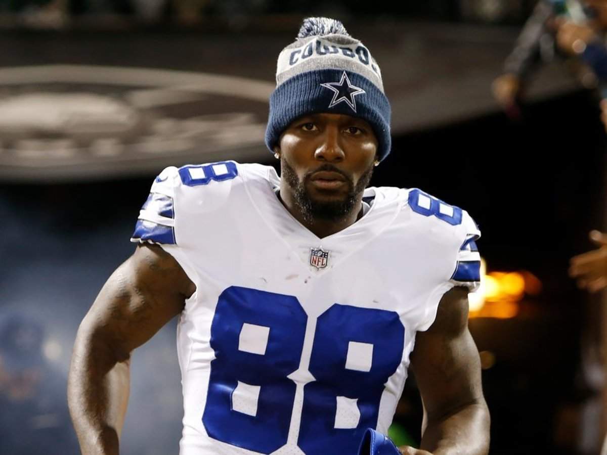 I love it!!! ‪#‎throwupthex Dez in NFL 'Color Rush' jersey!