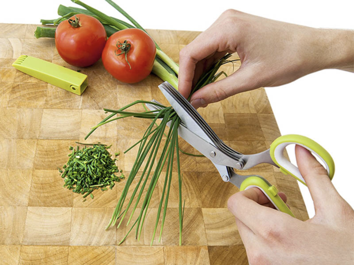 28 Useful Kitchen Gadgets You Can Get Under $25