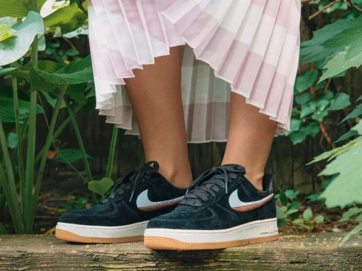 Nike is having a huge holiday clearance sale on sneakers and clothes these are the 11 best styles on sale plus a code for 25 off Business Insider India