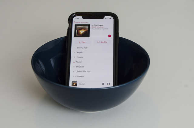 Why Is My Iphone So Quiet 4 Ways To Make Your Iphone Louder From Changing Its Settings To Sticking It In A Bowl Business Insider India