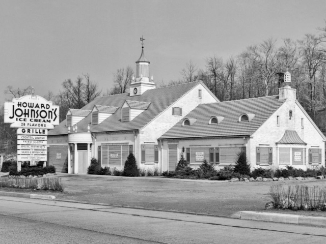 HOWARD JOHNSON'S — Hospitality mogul Howard Johnson's small-town soda ...