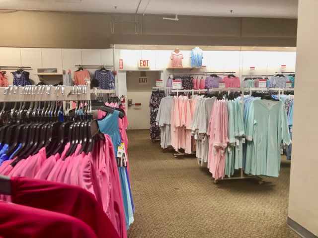 We shopped at Kohl's and JCPenney and both had real issues. Here's why I'd  rather shop at Kohl's anyway.