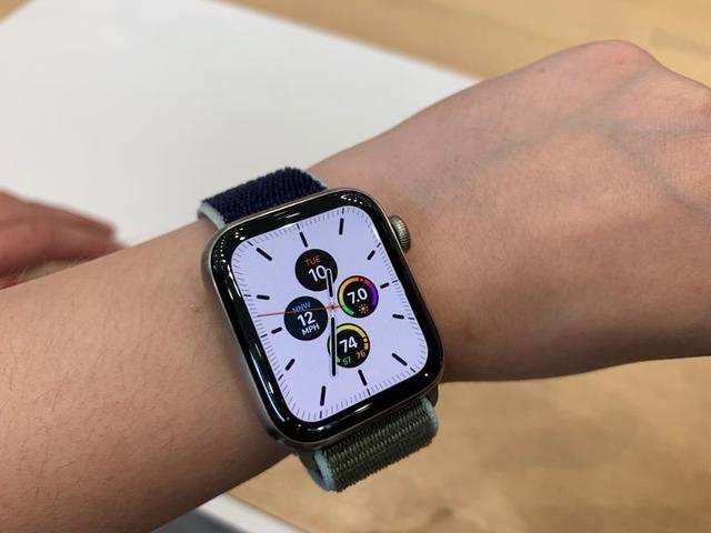 Apple Discontinued Last Year S Apple Watch Series 4 After