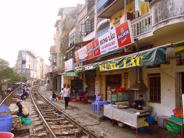 Surfers G art #16 bem vidos a Hanoi ! 