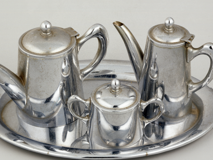 https://www.businessinsider.in/thumb/msid-71808511,width-700,height-525,imgsize-1261210/antique-silver-serving-plates-look-expensive-but-are-actually-not-worth-a-lot-of-money-.jpg