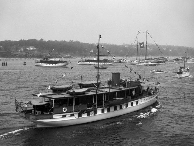 The Sequoia Is A 104-foot Wooden Motor Yacht That Was Built In 1925 And ...