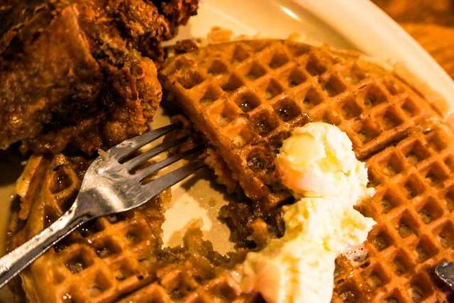 I Ate Chicken And Waffles At Roscoe S The La Chain Celebrities Love I D Go Back In A Heartbeat Business Insider India