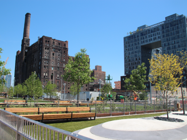 18 Photos Show How the NYC Skyline Has Changed in the Past Decade