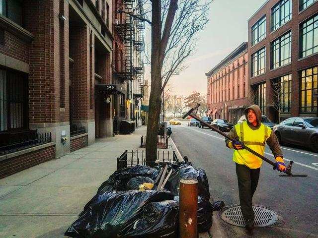 A Day In The Life Of New York Sanitation Workers, Who Get Up At 3:30 A 