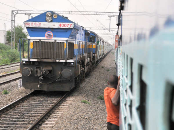 IRCTC shares price down by over 3%