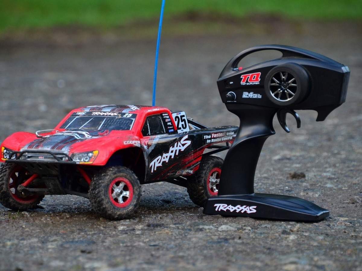 long lasting remote control cars