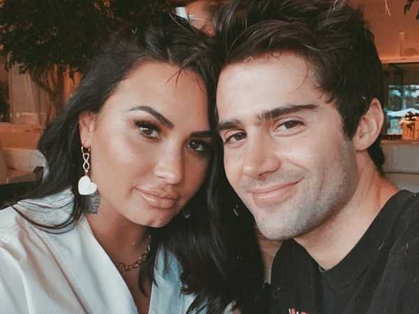 Demi Lovatos Ex Fiancé Max Ehrich Accused The Singer Of Using Him As A