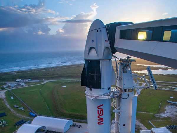 NASA finally certified SpaceX to fly astronauts on its ...