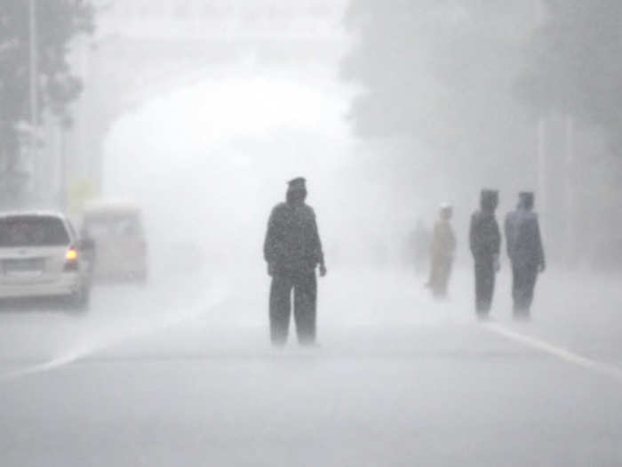 Tamil Nadu Puducherry Brace For Cyclone Nivar Heavy Rains Lash Chennai Ahead Of Landfall Businessinsider India