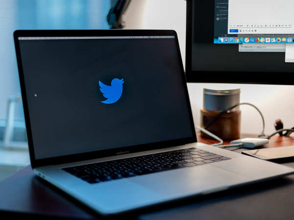 Twitter acquires screen-sharing social media app Squad ...