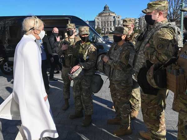 Lady Gaga and Jennifer Lopez wore patriotic outfits and ...