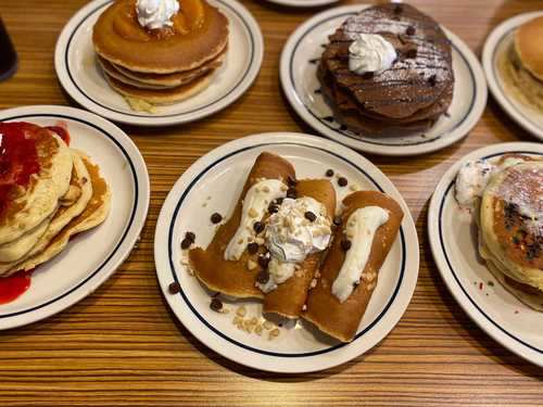 IHOP's Menu: The Healthiest and Unhealthiest Items