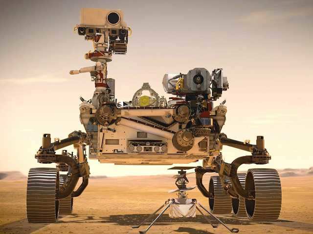 Stunning photos from NASA's new Mars rover reveal 200-foot ...