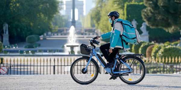 Deliveroo cuts its IPO listing price to the bottom of the ...