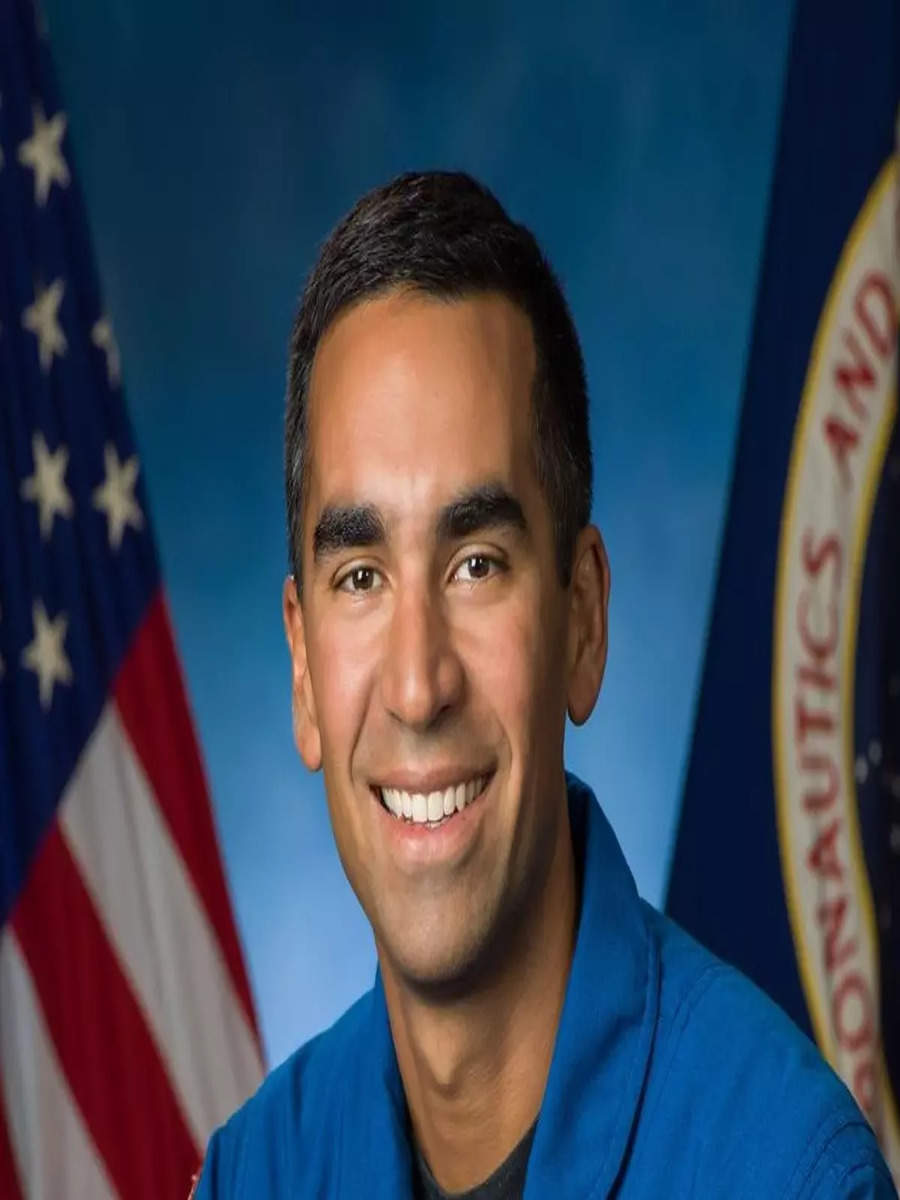 All You Need To Know About The Indian American Astronaut Raja Chari Who Will Command Spacexs 2134