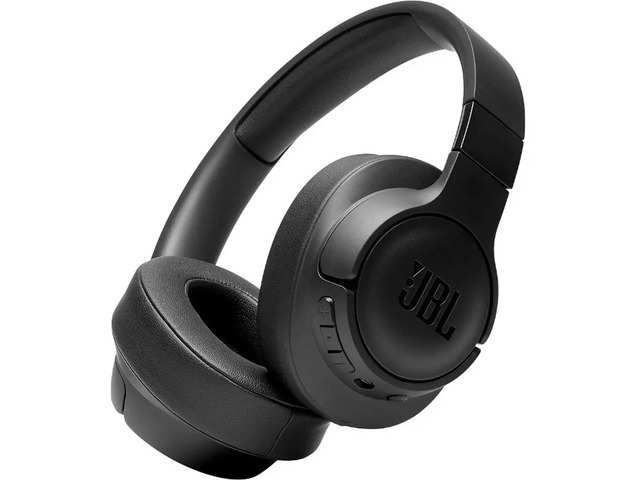 Best on ear headphones best sale under 5000