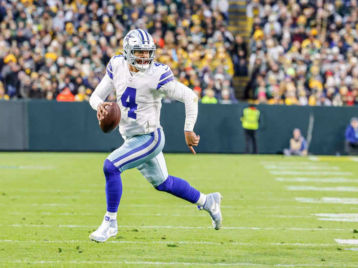 CeeDee Lamb fantasy football start/sit advice: What to do with Cowboys WR  in Week 10 - DraftKings Network